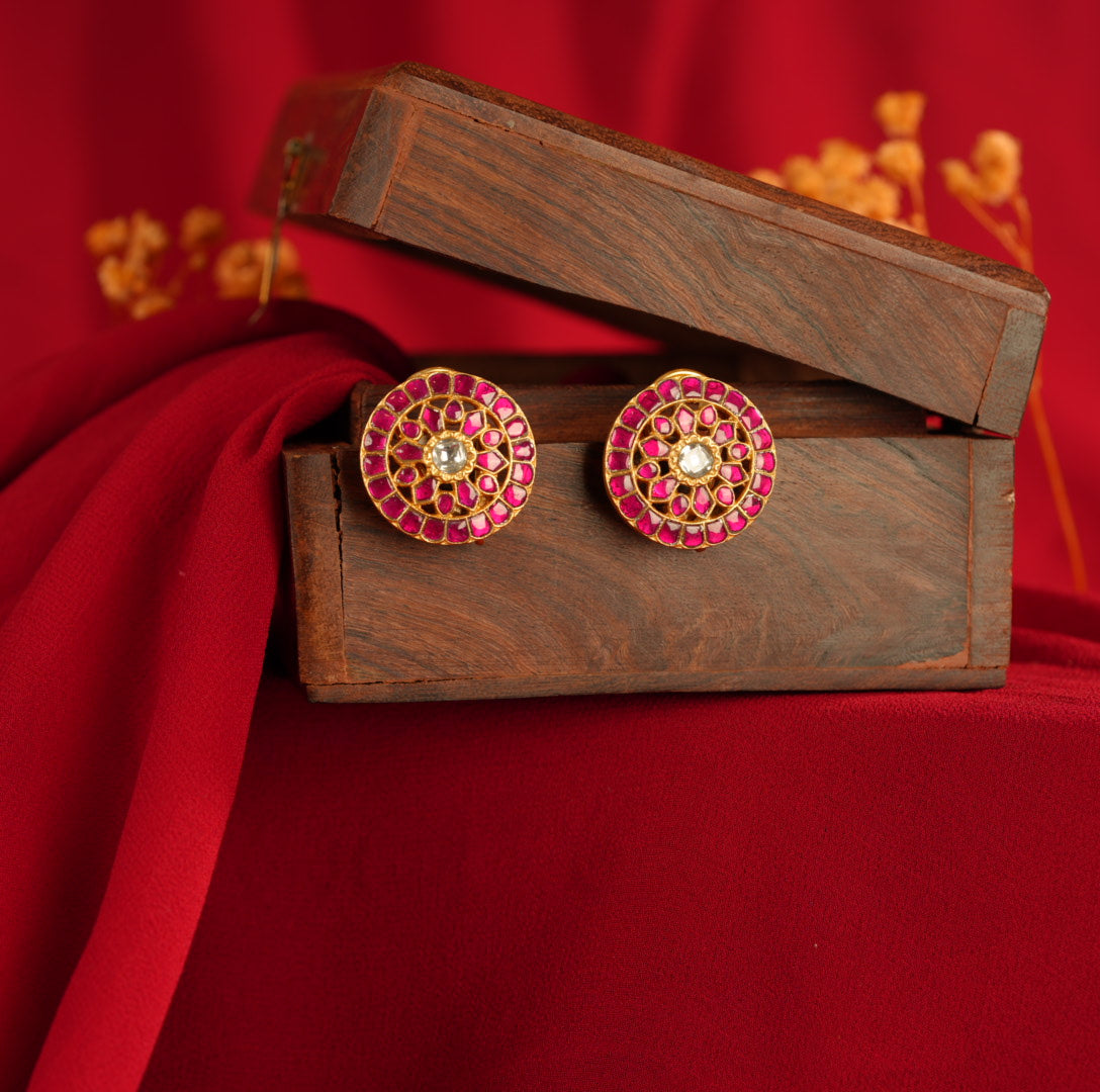 Kundan Studs