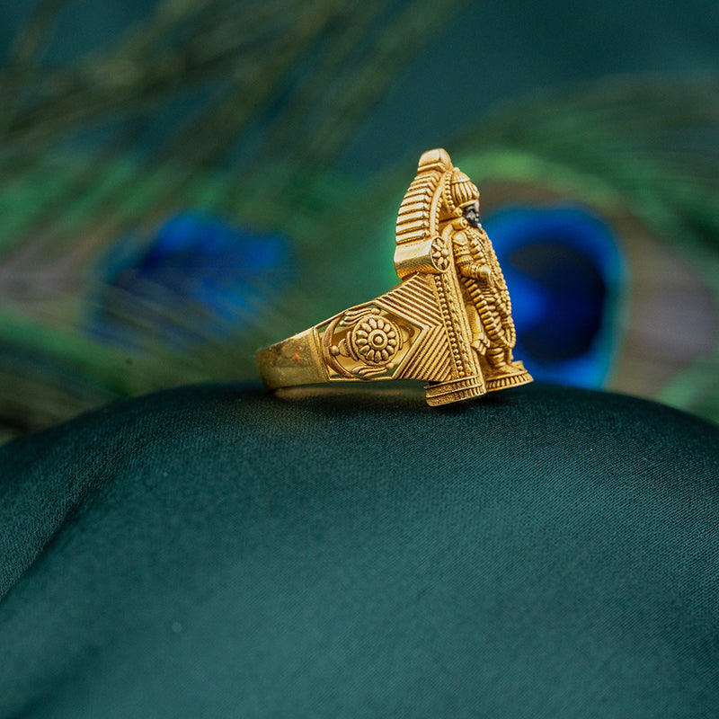 Sleek Ring