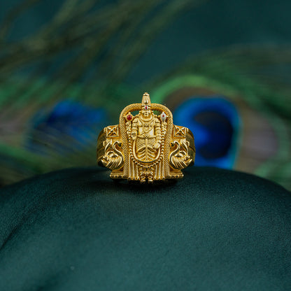 Sleek Ring