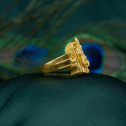 Sleek Ring