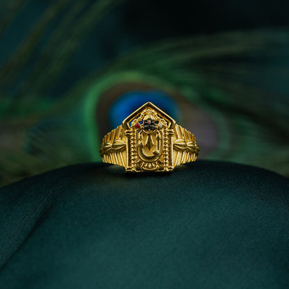 Sleek Ring