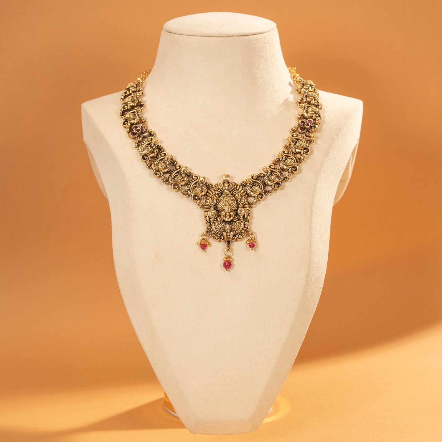 Nakas Necklace