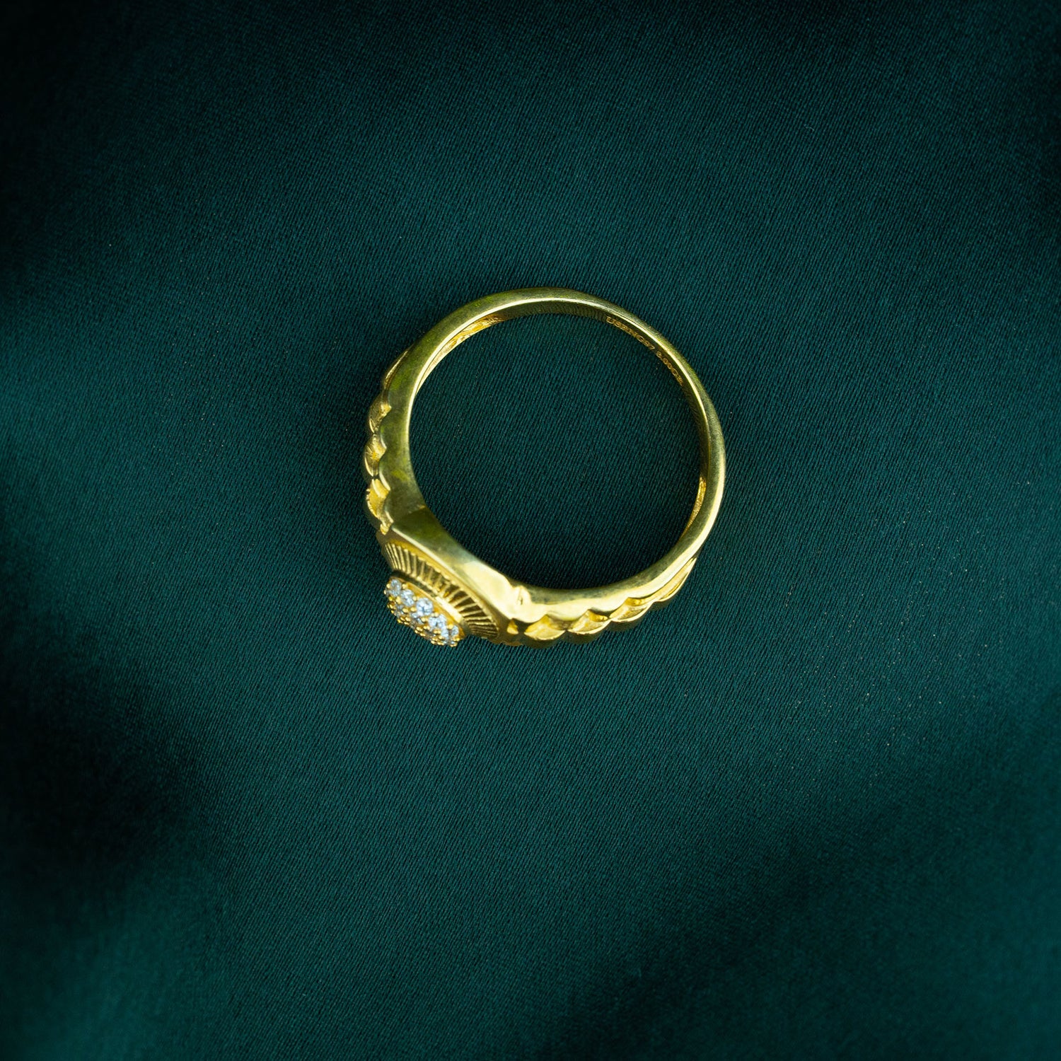Sleek Ring