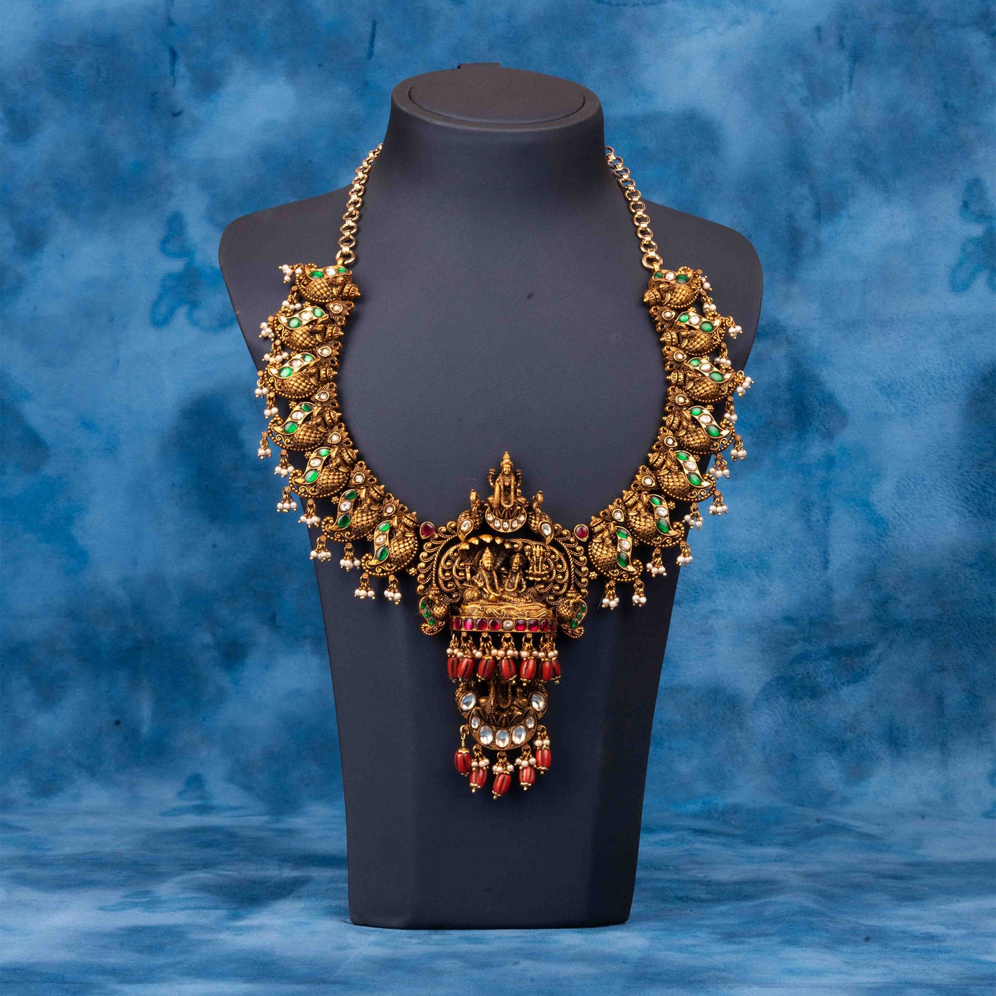 Kundhan Necklace