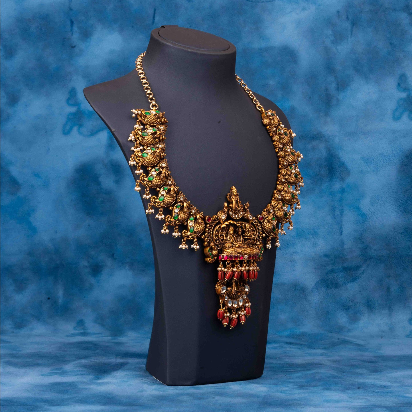 Kundhan Necklace