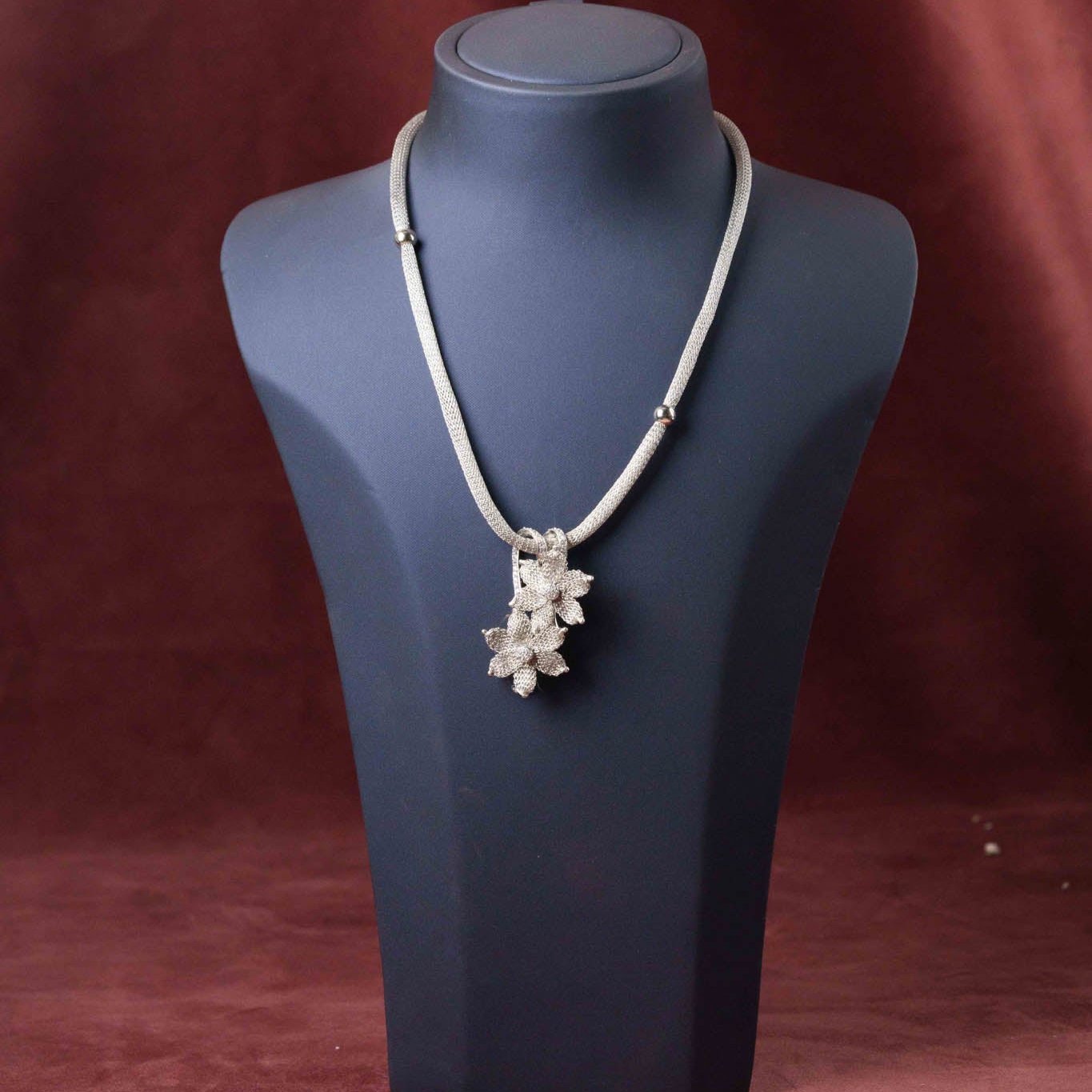 Silver Mesh Chain With Studs