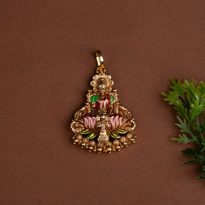 Devyani Earring &amp; pendant