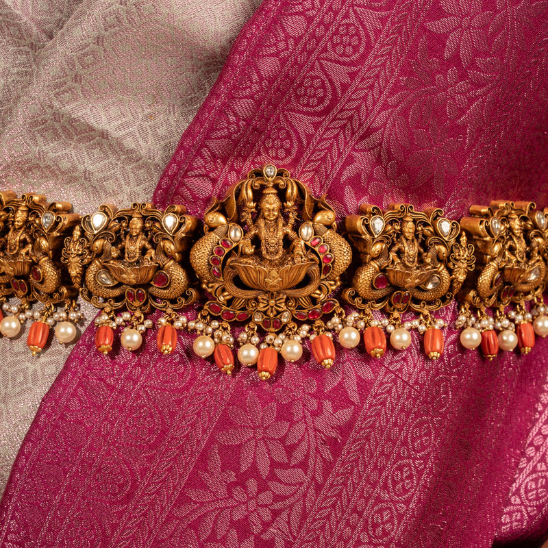 Yazhi Lakshmi Kundan Oddiyanam