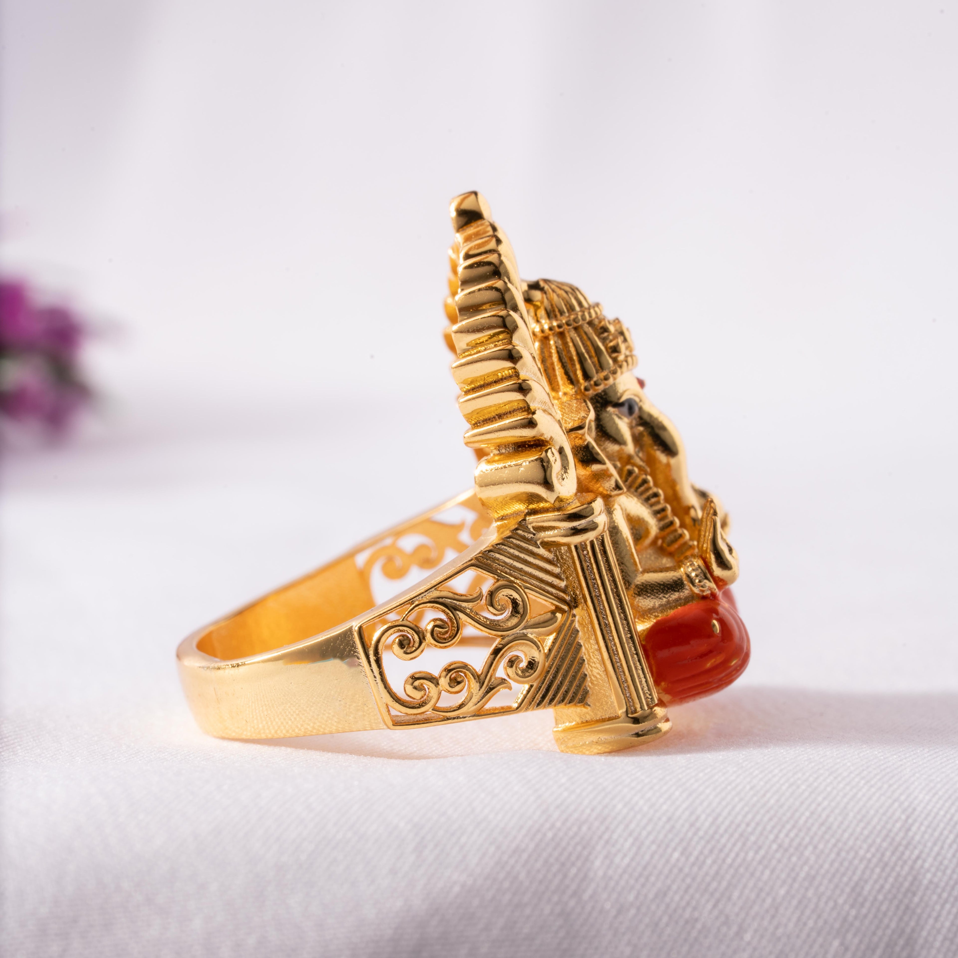 Sleek Ring