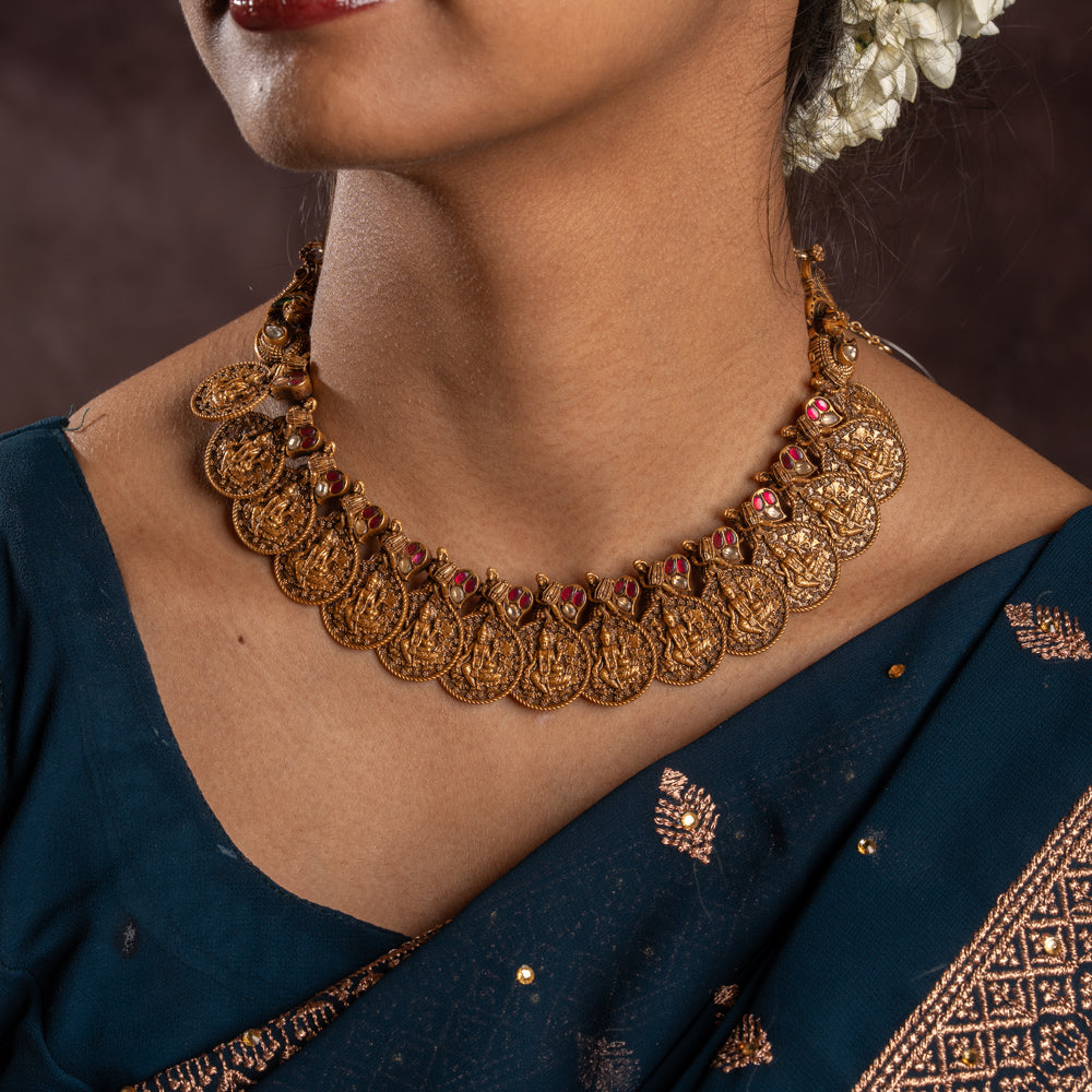 Sucika Necklace