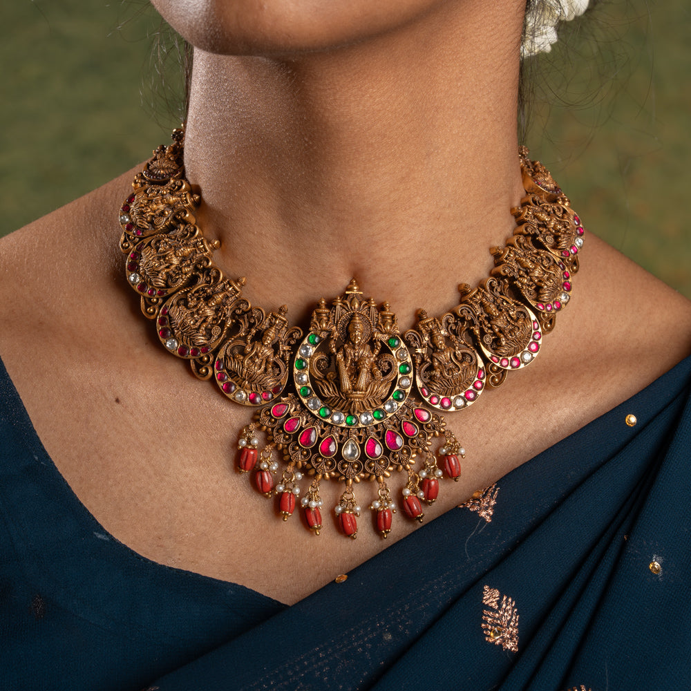 Vistara Necklace