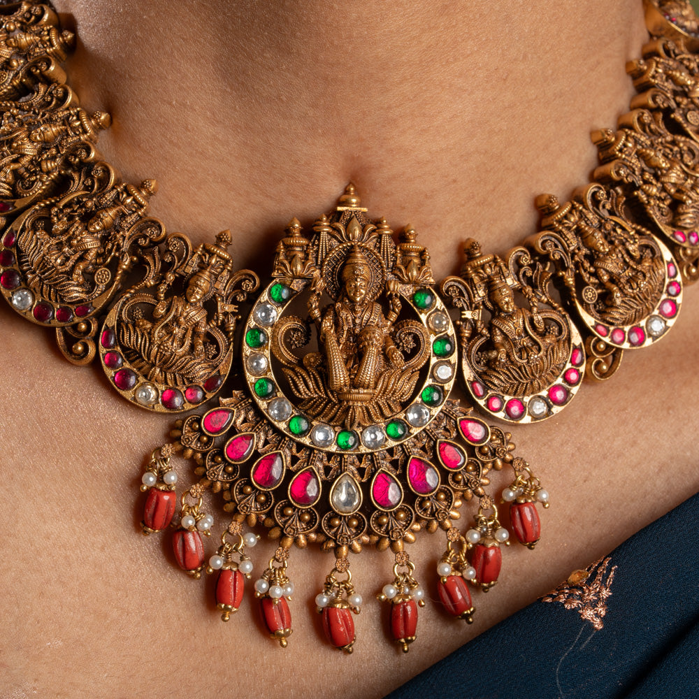 Vistara Necklace