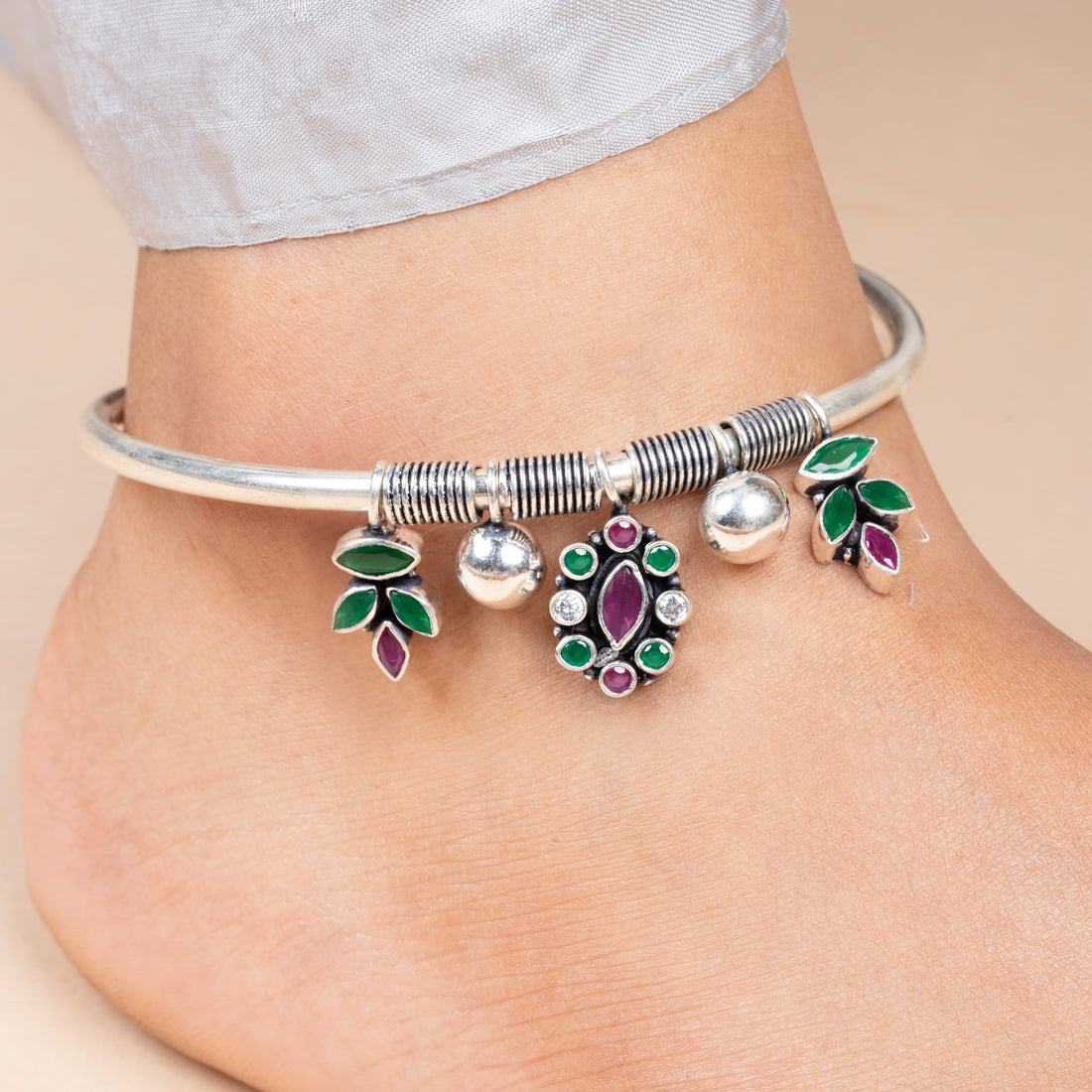 Paarija Anklet