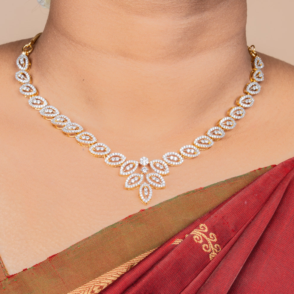 Lasika Necklace