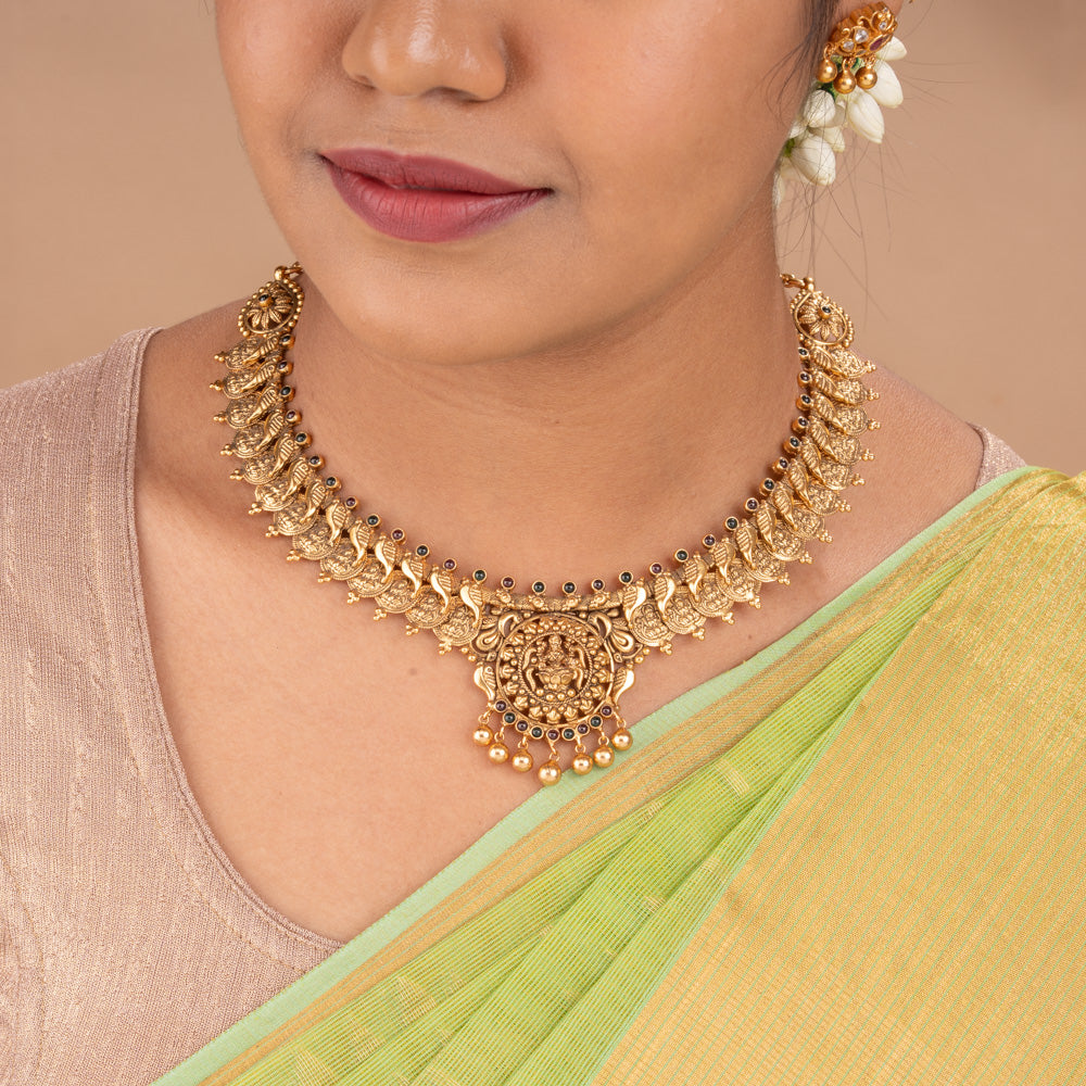 Sugunthra Necklace