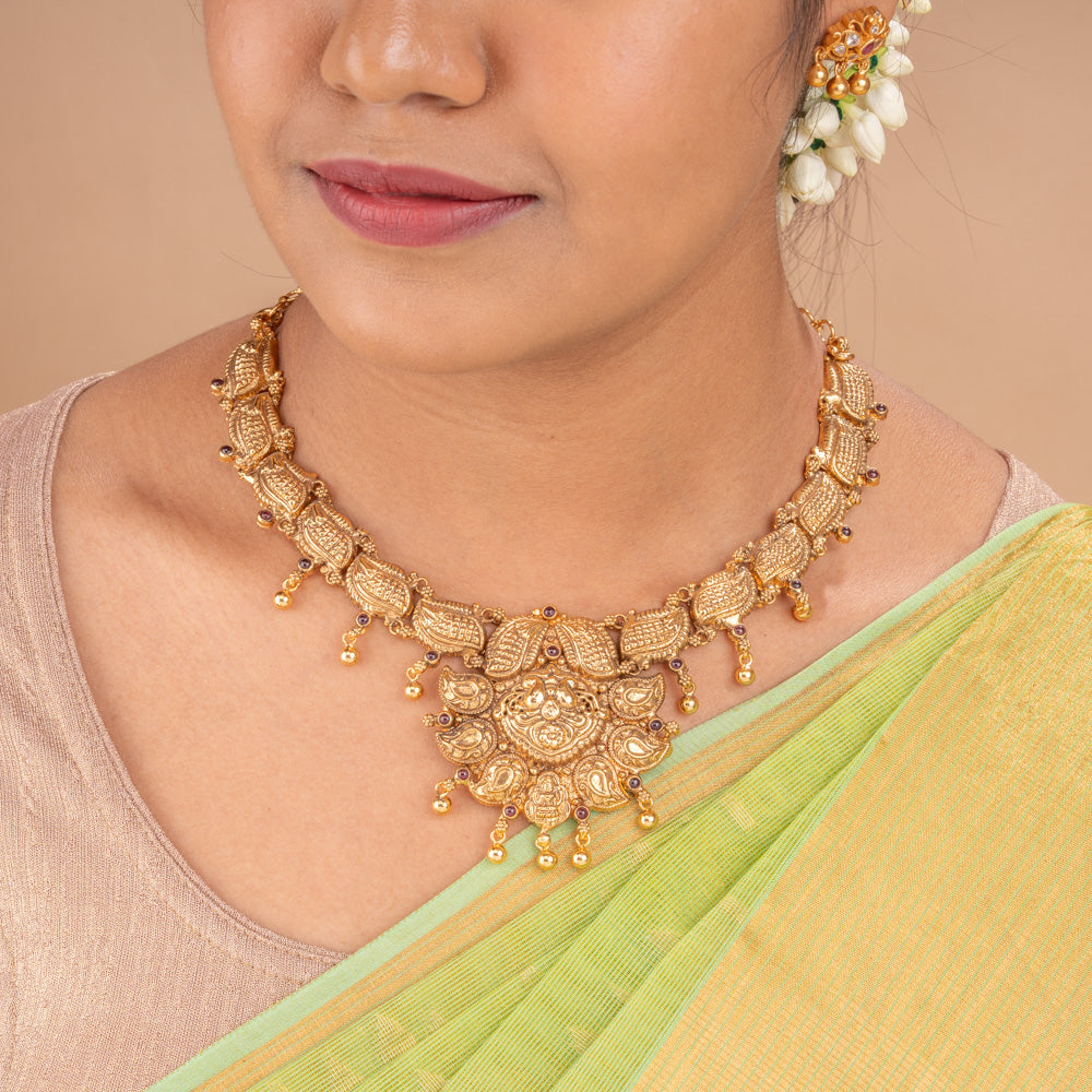 Kavithra Necklace