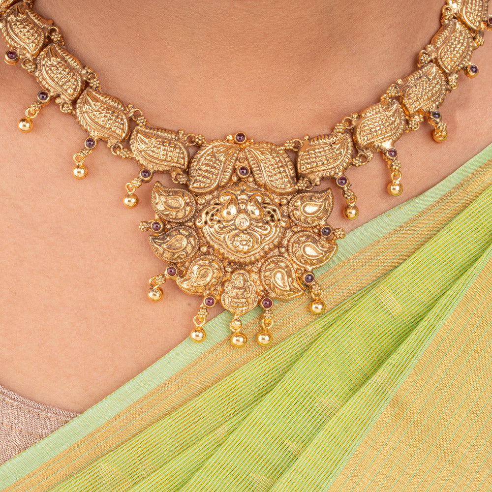 Kavithra Necklace