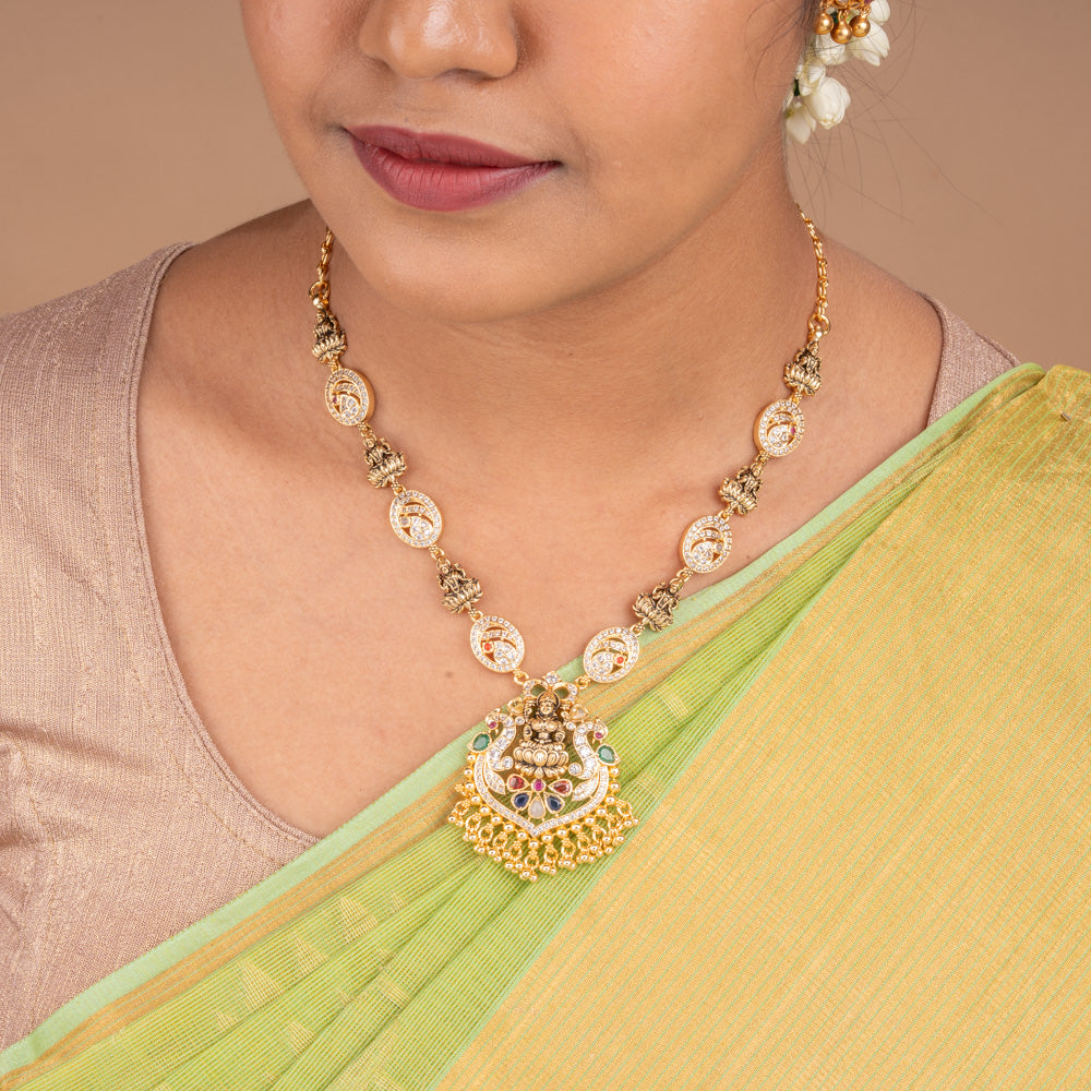 Praya Necklace