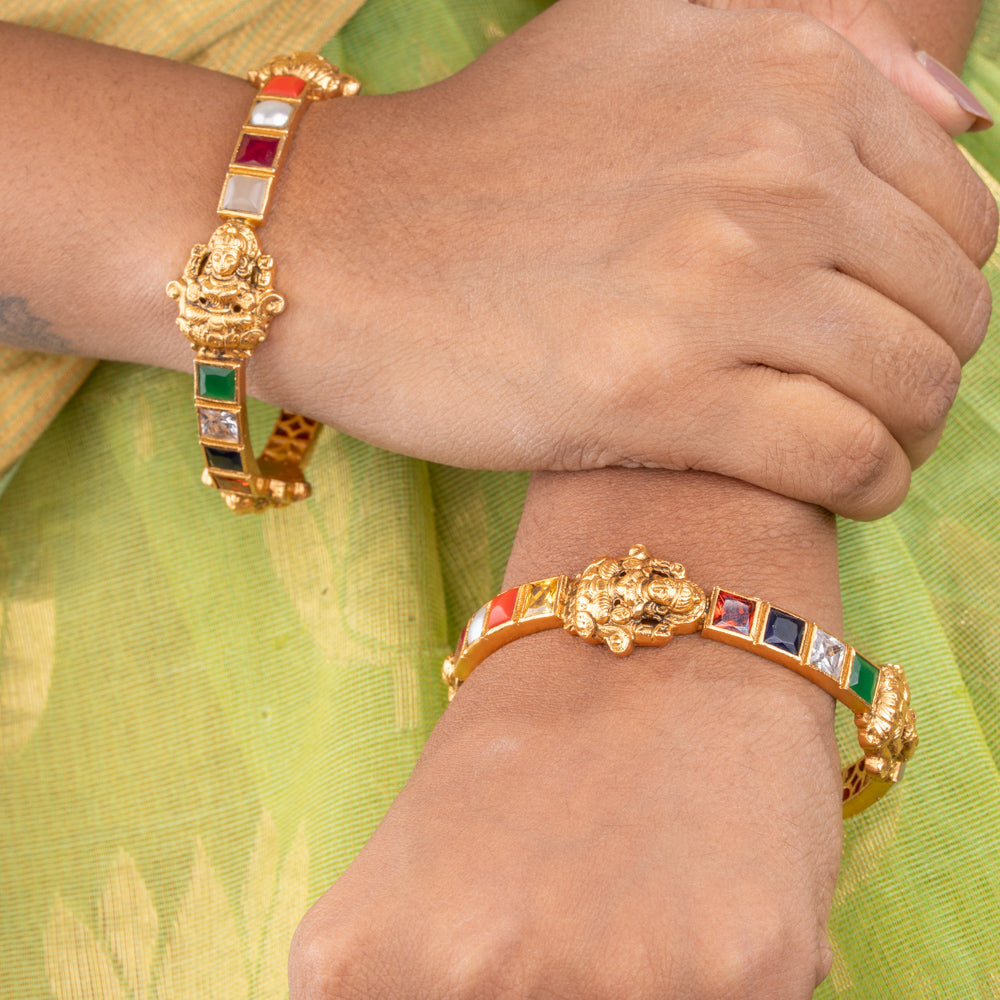 Adhira Bangle
