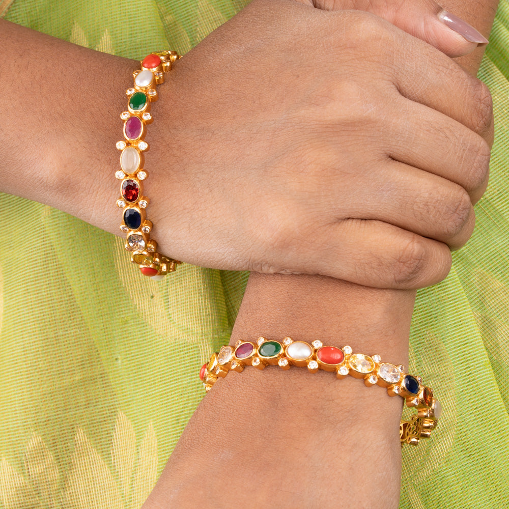 Tharvini Bangle