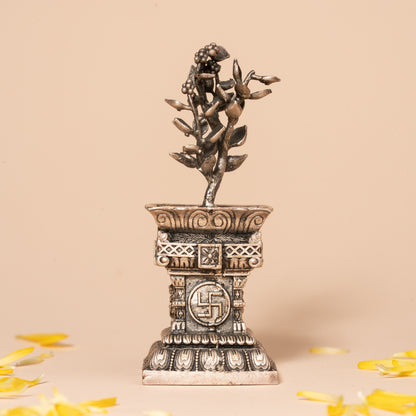 Tulasi Maadam Idol