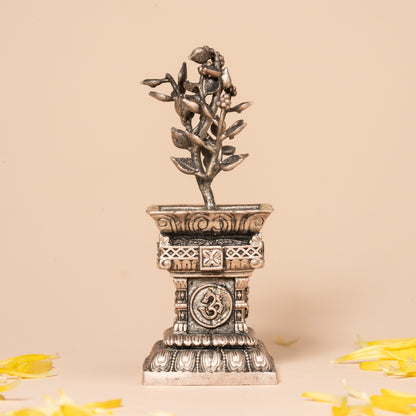 Tulasi Maadam Idol