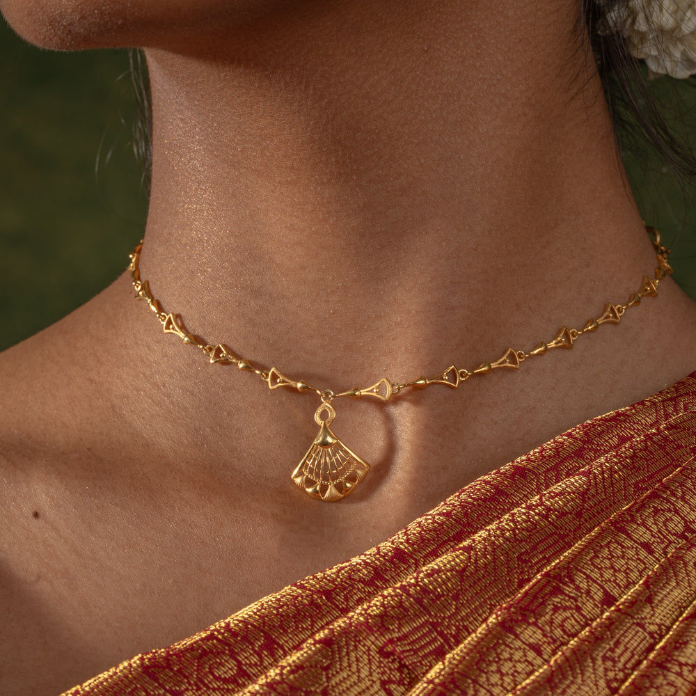 Trishanthi Necklace