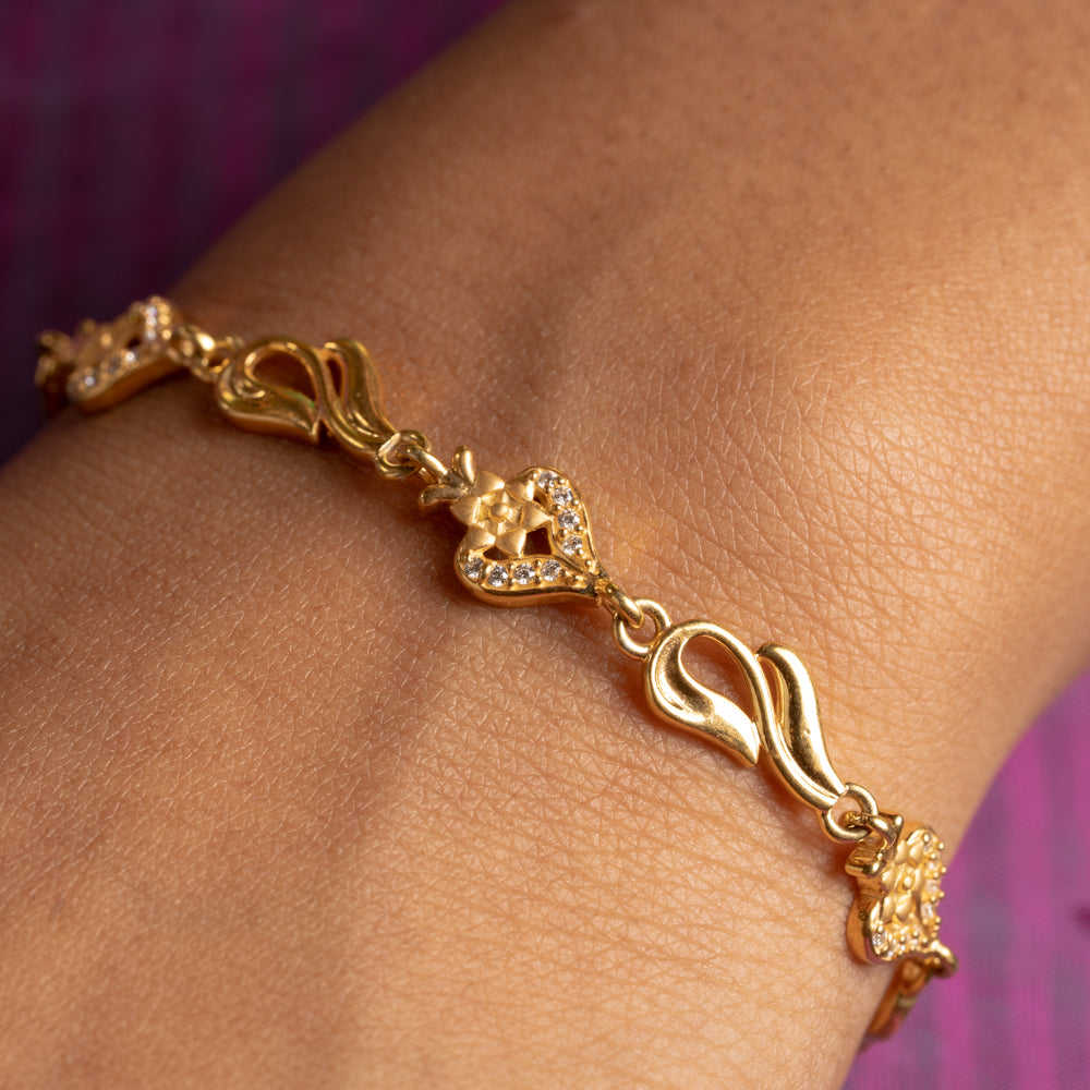 Nirvi Bracelet