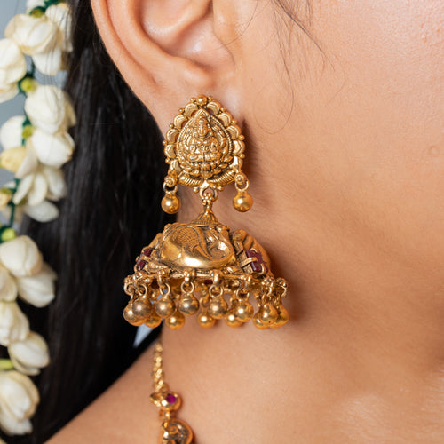 Nakshi Jhumka