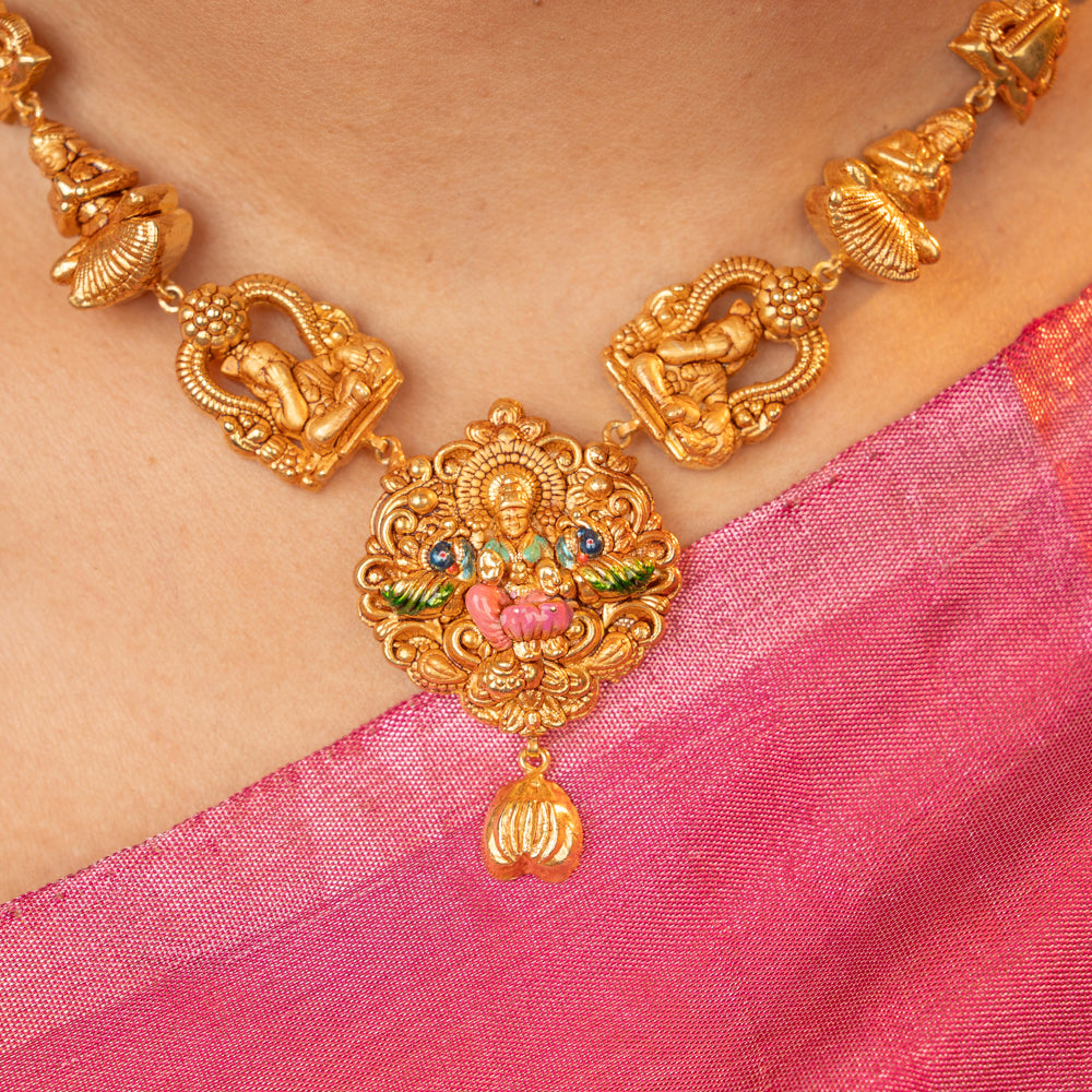 Mridu Necklace