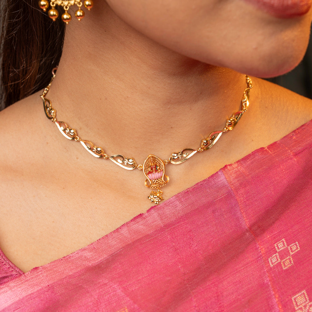 Mridu Necklace