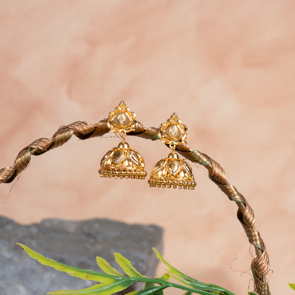 Sumukhi Jhumkas