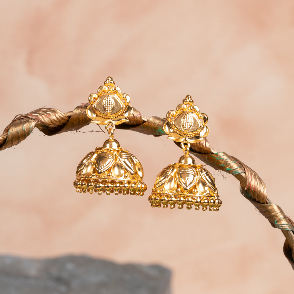 Sumukhi Jhumkas