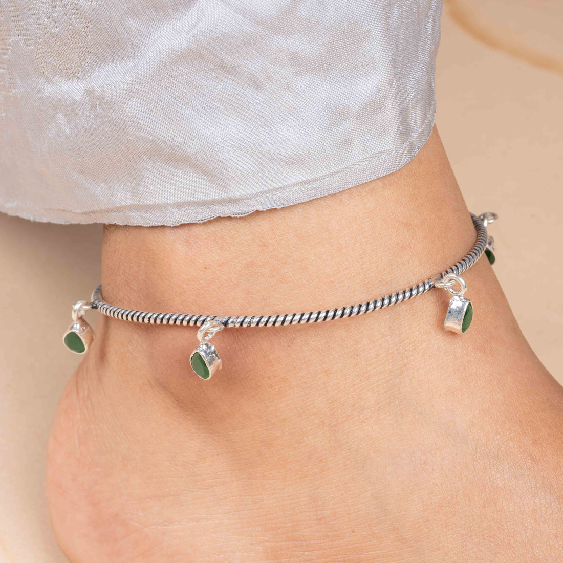 Vahnika Anklet