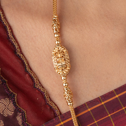 Vinja Mugappu Chain
