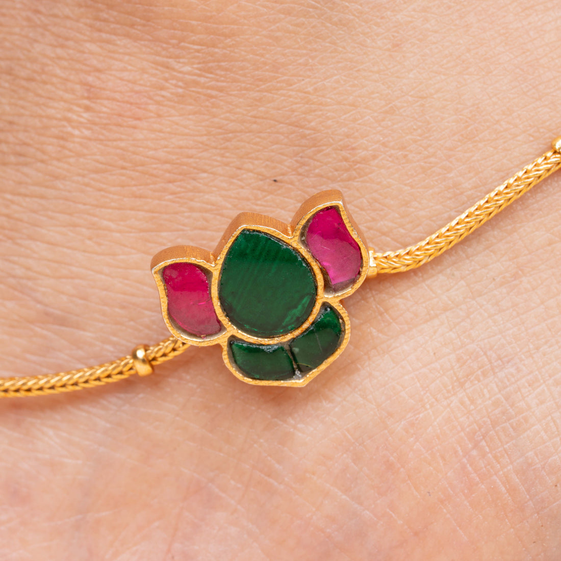 Vallari Anklet