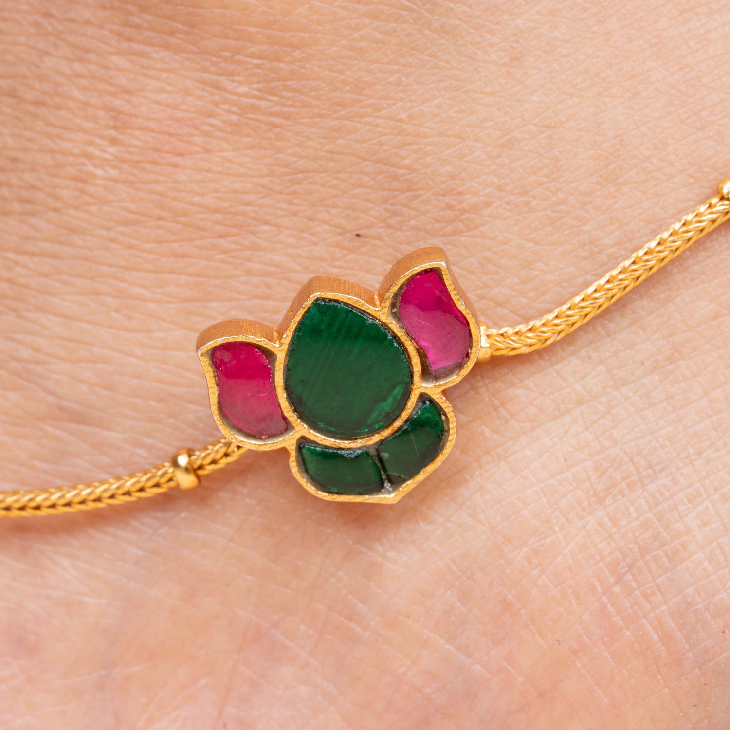 Vallari Anklet