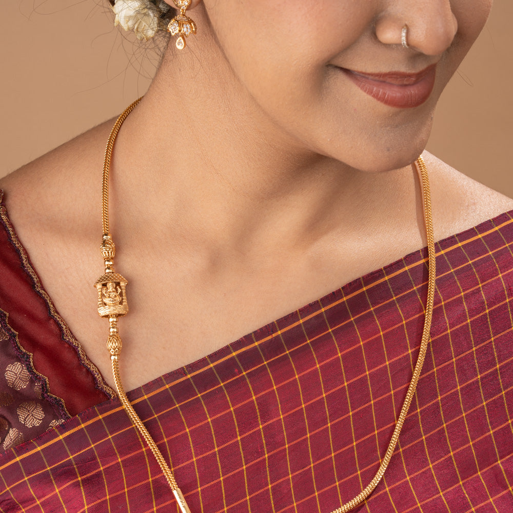 Vasini Mugappu Chain