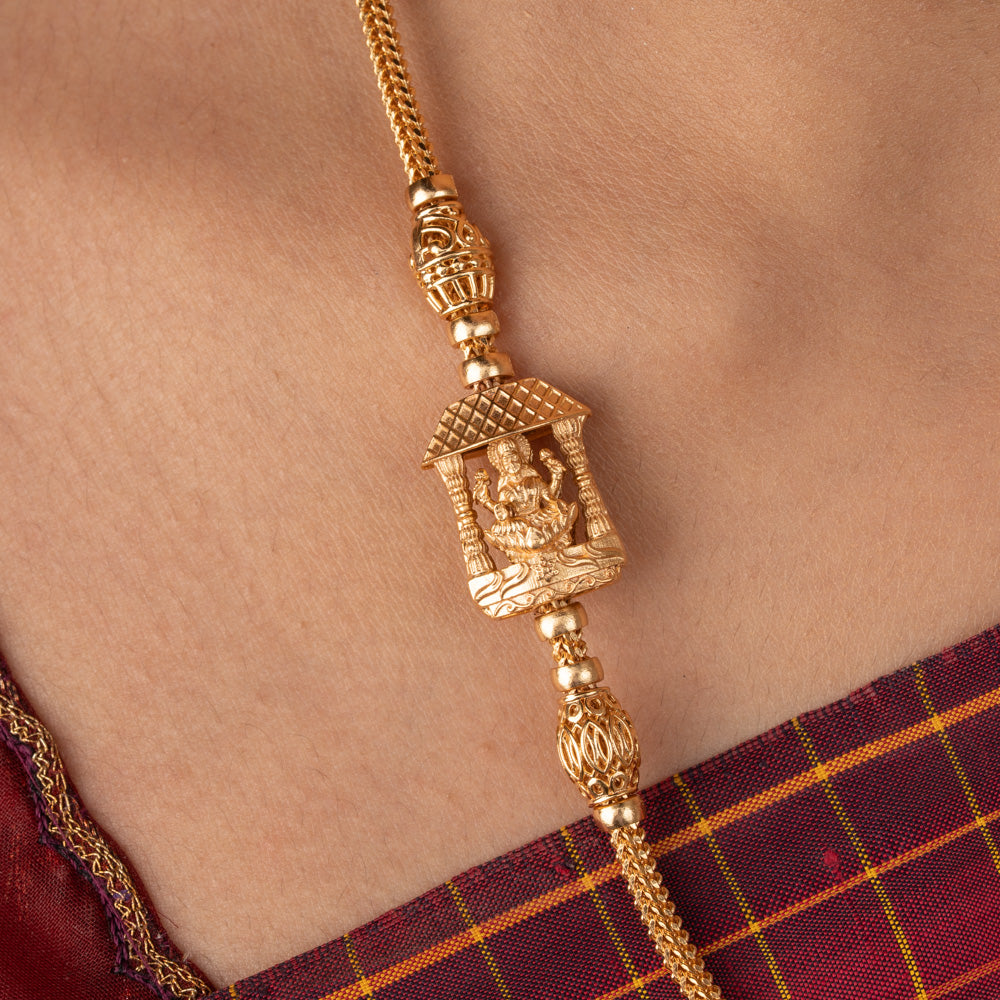 Vasini Mugappu Chain