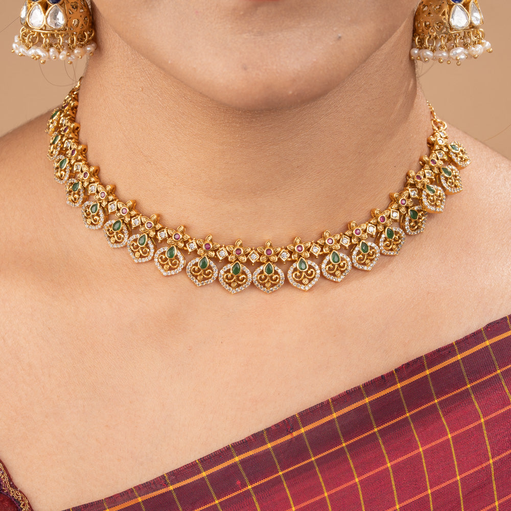 Dravina Necklace
