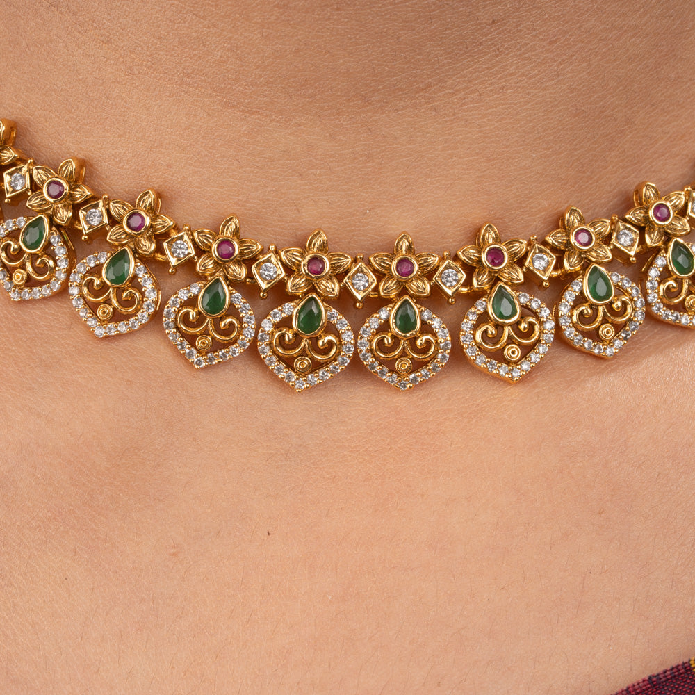 Dravina Necklace
