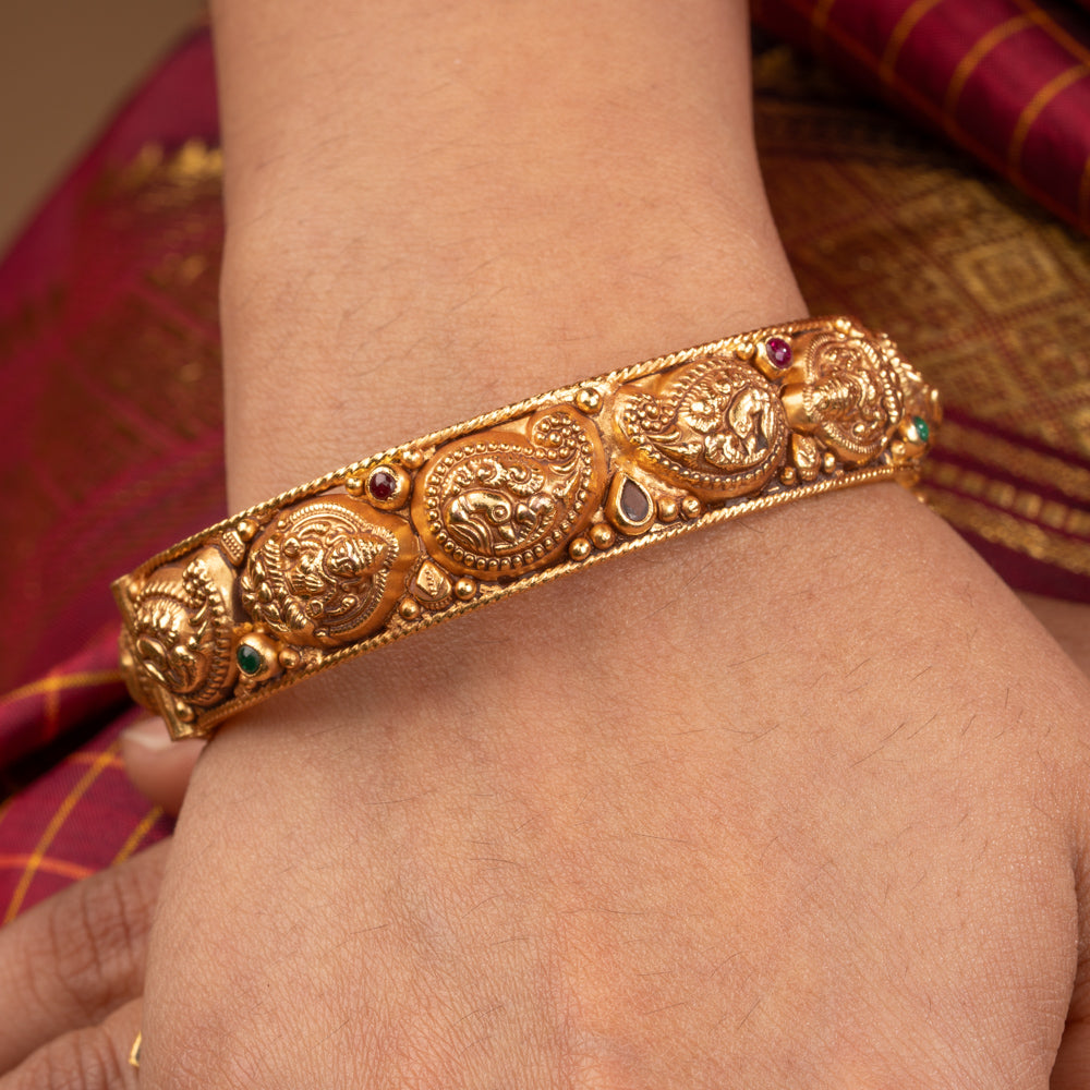 Sanmita Bangles