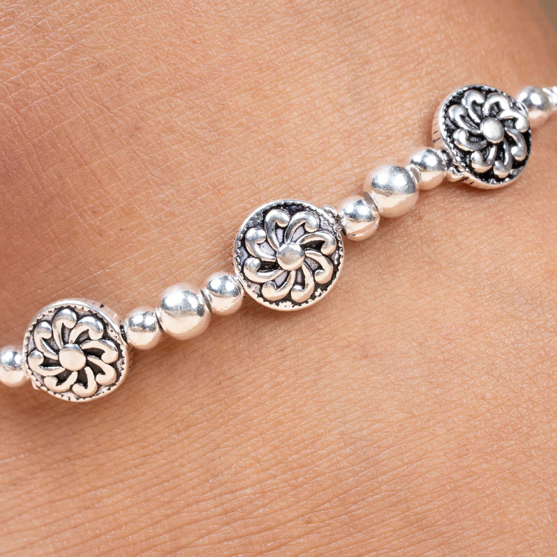Dhrushya Anklet