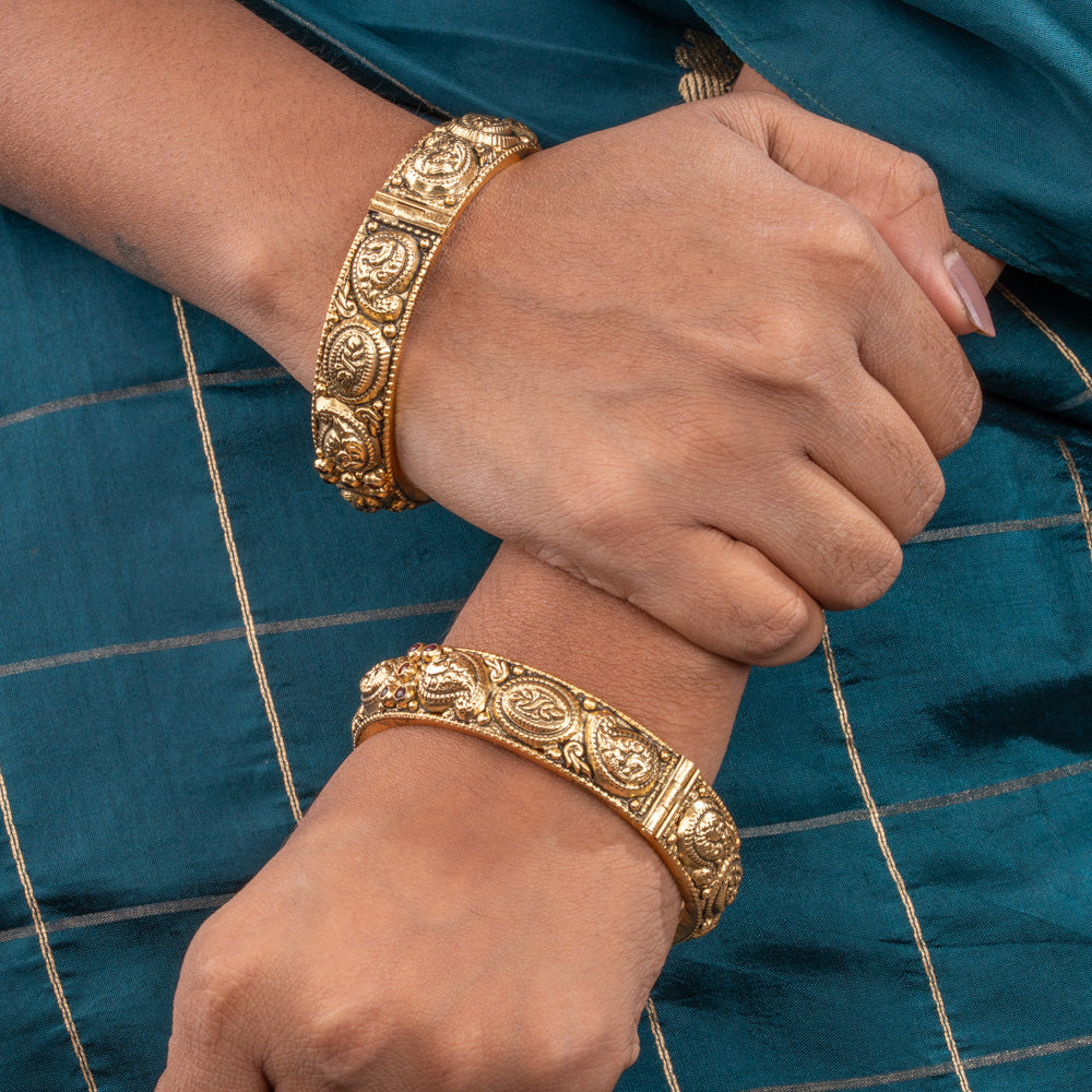 Parvini Bangles