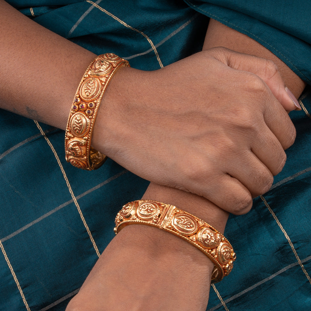 Dharunika Bangles