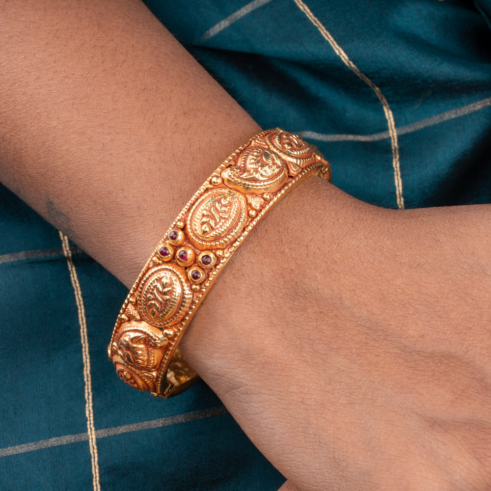 Dharunika Bangles
