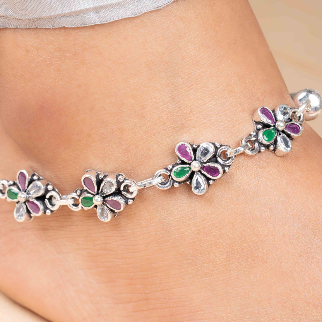 Vinkari Anklet
