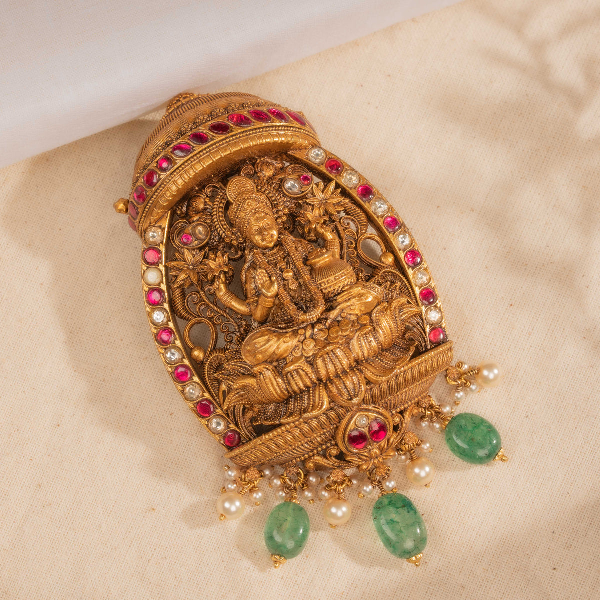 Deep Kundan Pendant