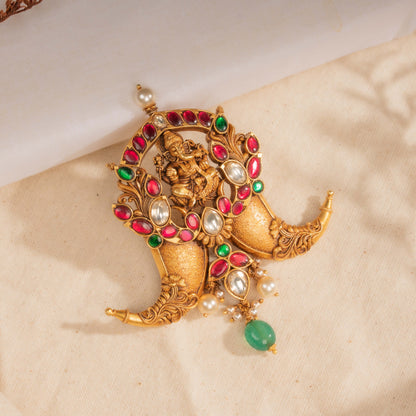 Deep Kundan Pendant