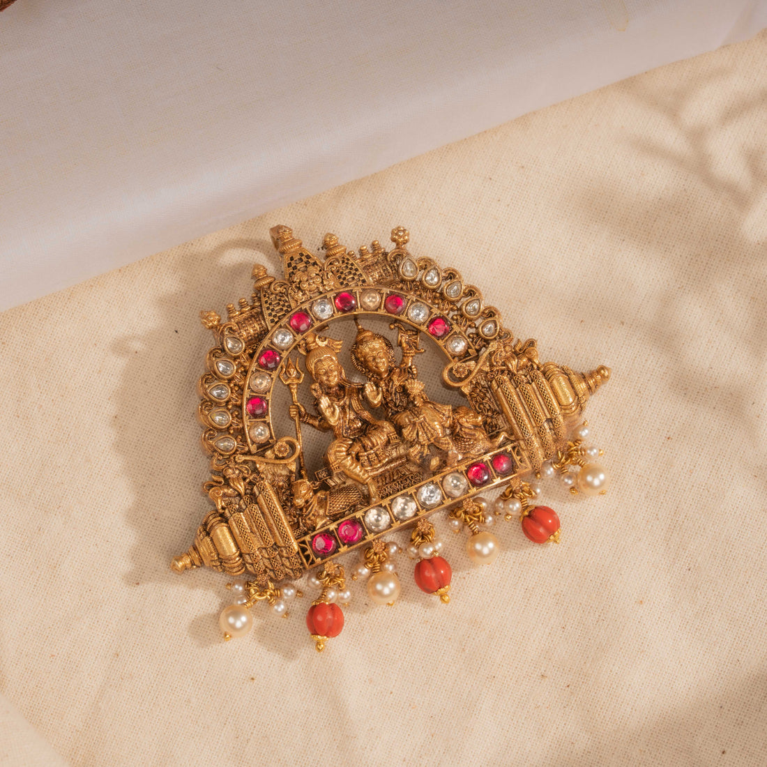 Deep Kundan Pendant